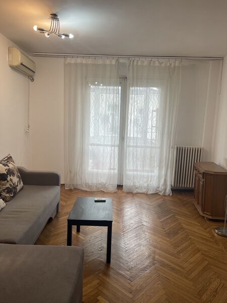 B-dul Unirii Splai, Victoriei, central ap. 2 camere,